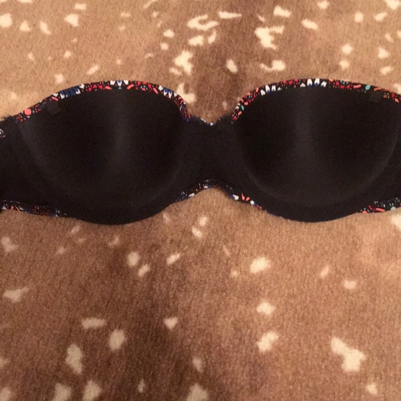 Old navy swimsuit top. - Picture 3 of 3